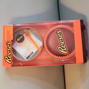 Reese's stationery Set NIB